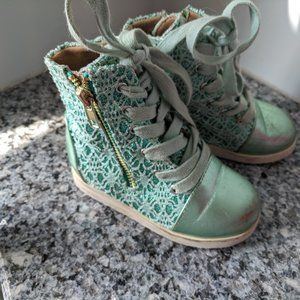 Joyfolie mint metallic hi-tops size 8